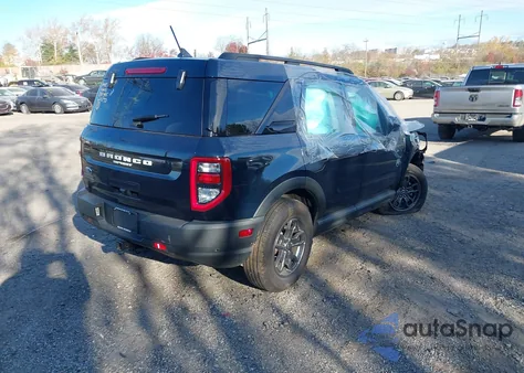 2022 Ford Bronco Sport Big Bend z USA, uszkodzony, nr VIN 3FMCR9B64NRD35595